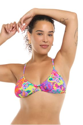 Kenna Slide Triangle, Romy